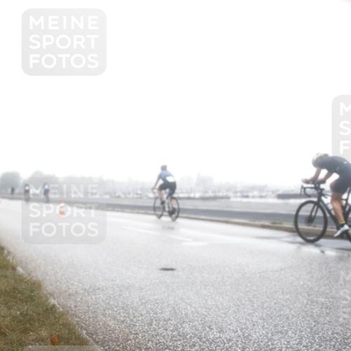 16.08.2026 - KN Förde Triathlon 2026 H.Heesch http://msf.ph/oto/9969927 16.08.2026 09:43:35 Radfahren 114, 115, 125, 215, 216, 241, 258 meine-sportfotos.de