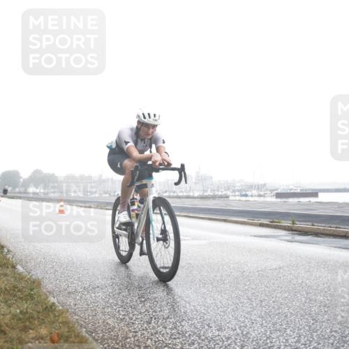 16.08.2026 - KN Förde Triathlon 2026 H.Heesch http://msf.ph/oto/9969958 16.08.2026 09:45:17 Radfahren 185, 188, 252 meine-sportfotos.de
