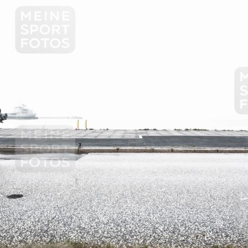 16.08.2026 - KN Förde Triathlon 2026 H.Heesch http://msf.ph/oto/9969989 16.08.2026 09:51:29 Radfahren 128, 168 meine-sportfotos.de
