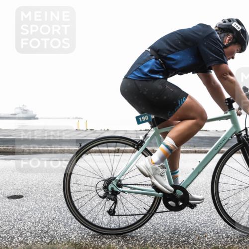 16.08.2026 - KN Förde Triathlon 2026 H.Heesch http://msf.ph/oto/9970021 16.08.2026 09:52:03 Radfahren 169, 190, 199 meine-sportfotos.de