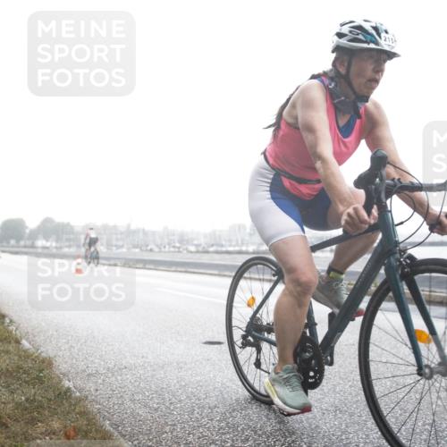 16.08.2026 - KN Förde Triathlon 2026 H.Heesch http://msf.ph/oto/9970028 16.08.2026 09:46:47 Radfahren 187, 215, 236, 247, 262, 265 meine-sportfotos.de