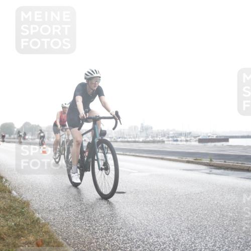 16.08.2026 - KN Förde Triathlon 2026 H.Heesch http://msf.ph/oto/9970048 16.08.2026 09:47:03 Radfahren 119, 131, 166, 805 meine-sportfotos.de
