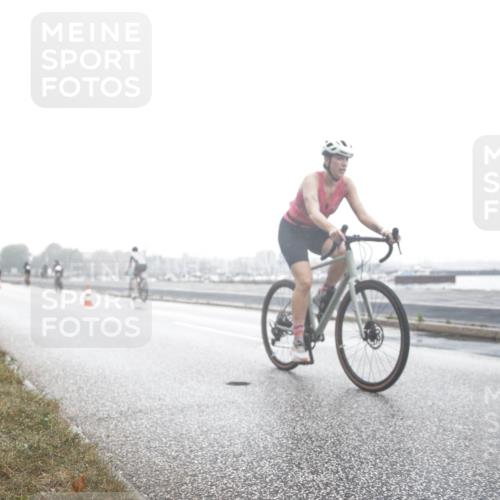 16.08.2026 - KN Förde Triathlon 2026 H.Heesch http://msf.ph/oto/9970050 16.08.2026 09:47:03 Radfahren 119, 131, 166, 805 meine-sportfotos.de