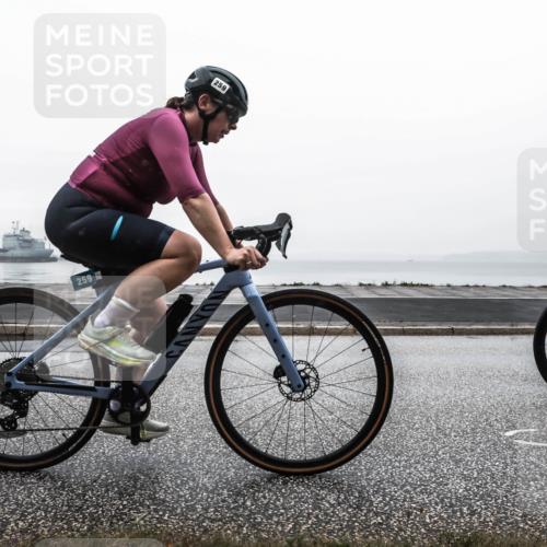 16.08.2026 - KN Förde Triathlon 2026 H.Heesch http://msf.ph/oto/9970051 16.08.2026 09:52:35 Radfahren 163, 165, 191, 212, 235, 240, 259 meine-sportfotos.de