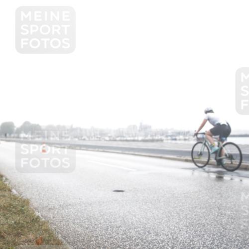 16.08.2026 - KN Förde Triathlon 2026 H.Heesch http://msf.ph/oto/9970058 16.08.2026 09:47:32 Radfahren 156, 160, 228, 266 meine-sportfotos.de