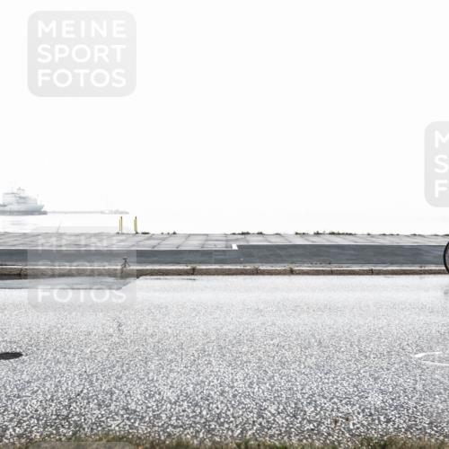 16.08.2026 - KN Förde Triathlon 2026 H.Heesch http://msf.ph/oto/9970078 16.08.2026 09:53:03 Radfahren 108, 139, 194, 239, 260 meine-sportfotos.de