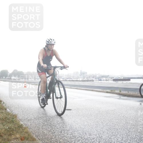 16.08.2026 - KN Förde Triathlon 2026 H.Heesch http://msf.ph/oto/9970102 16.08.2026 09:48:35 Radfahren 153, 172, 175, 188, 195, 225, 230, 243, 250 meine-sportfotos.de