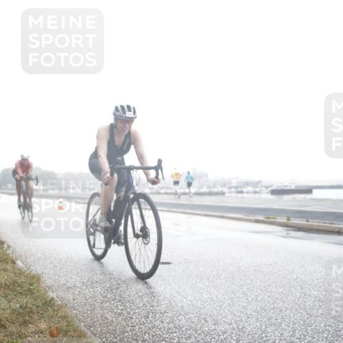 16.08.2026 - KN Förde Triathlon 2026 H.Heesch http://msf.ph/oto/9970134 16.08.2026 09:49:32 Radfahren 118, 161, 164, 178, 189, 192, 253 meine-sportfotos.de