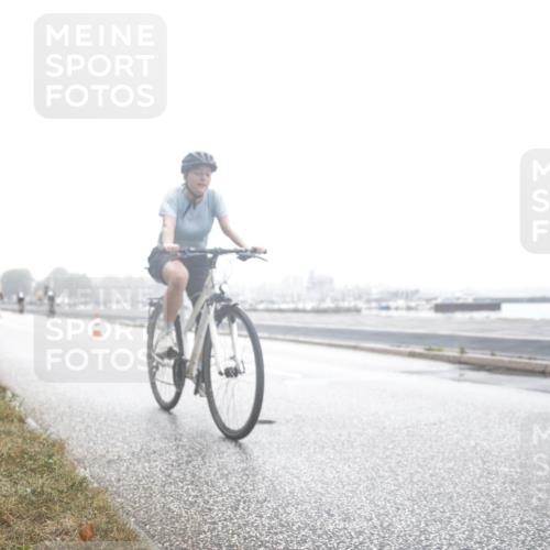 16.08.2026 - KN Förde Triathlon 2026 H.Heesch http://msf.ph/oto/9970151 16.08.2026 09:49:53 Radfahren 186, 236, 244 meine-sportfotos.de