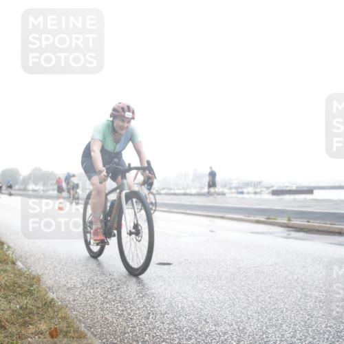16.08.2026 - KN Förde Triathlon 2026 H.Heesch http://msf.ph/oto/9970187 16.08.2026 09:50:38 Radfahren 123, 126, 148, 217, 228 meine-sportfotos.de