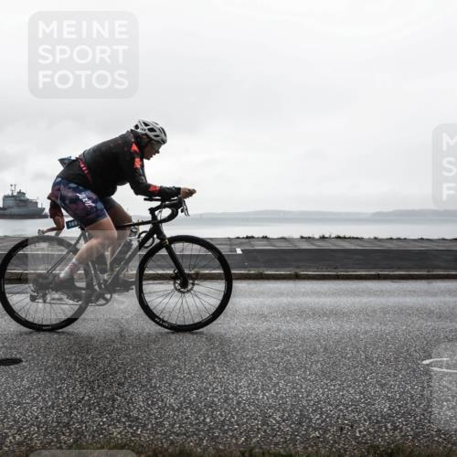 16.08.2026 - KN Förde Triathlon 2026 H.Heesch http://msf.ph/oto/9970414 16.08.2026 10:04:07 Radfahren 226, 227 meine-sportfotos.de