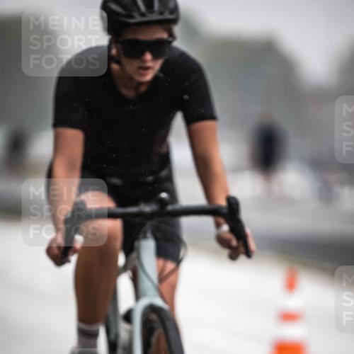 16.08.2026 - KN Förde Triathlon 2026 H.Heesch http://msf.ph/oto/9970433 16.08.2026 09:51:00 Radfahren 103, 127, 167, 176, 179, 181, 204 meine-sportfotos.de