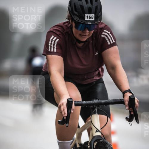 16.08.2026 - KN Förde Triathlon 2026 H.Heesch http://msf.ph/oto/9970505 16.08.2026 09:51:26 Radfahren 168, 177 meine-sportfotos.de