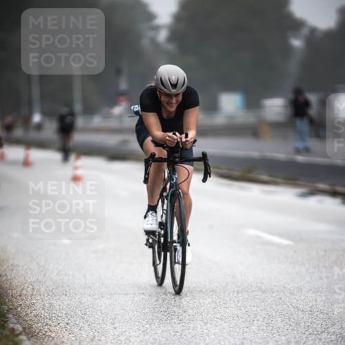 16.08.2026 - KN Förde Triathlon 2026 H.Heesch http://msf.ph/oto/9970571 16.08.2026 09:54:35 Radfahren 135, 232, 264 meine-sportfotos.de