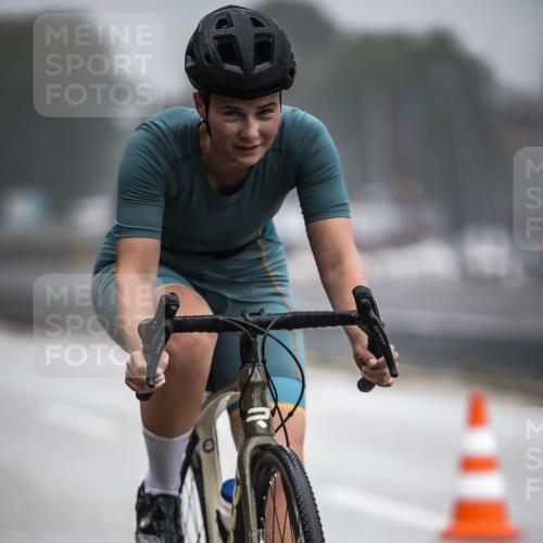 16.08.2026 - KN Förde Triathlon 2026 H.Heesch http://msf.ph/oto/9970608 16.08.2026 09:54:38 Radfahren 135, 232 meine-sportfotos.de