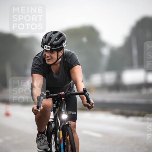 16.08.2026 - KN Förde Triathlon 2026 H.Heesch http://msf.ph/oto/9970694 16.08.2026 09:54:56 Radfahren 193, 199, 205, 247, 256 meine-sportfotos.de