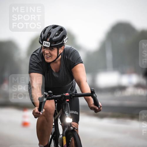 16.08.2026 - KN Förde Triathlon 2026 H.Heesch http://msf.ph/oto/9970698 16.08.2026 09:54:56 Radfahren 193, 199, 205, 247, 256 meine-sportfotos.de
