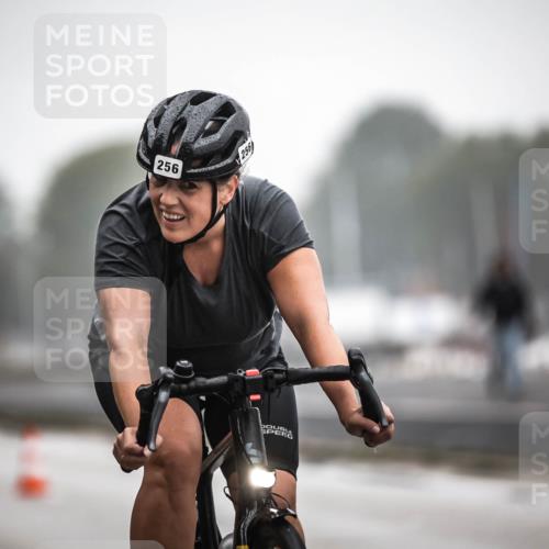16.08.2026 - KN Förde Triathlon 2026 H.Heesch http://msf.ph/oto/9970700 16.08.2026 09:54:56 Radfahren 193, 199, 205, 247, 256 meine-sportfotos.de