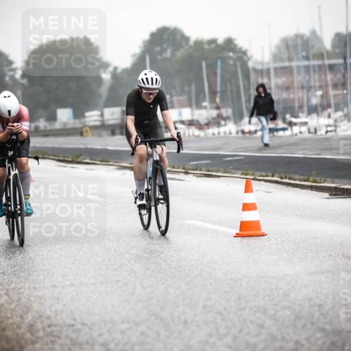 16.08.2026 - KN Förde Triathlon 2026 H.Heesch http://msf.ph/oto/9970713 16.08.2026 09:55:01 Radfahren 125, 214 meine-sportfotos.de