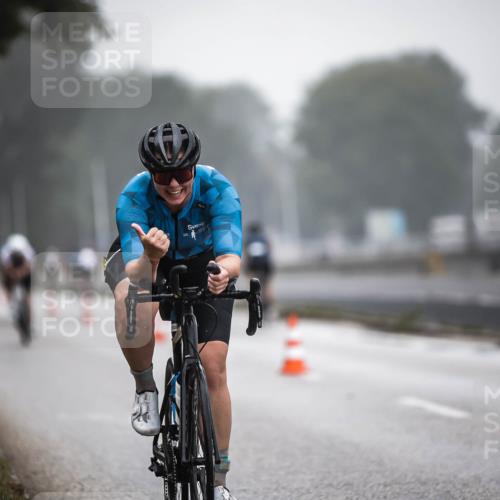16.08.2026 - KN Förde Triathlon 2026 H.Heesch http://msf.ph/oto/9970800 16.08.2026 09:55:54 Radfahren 131, 216, 226 meine-sportfotos.de