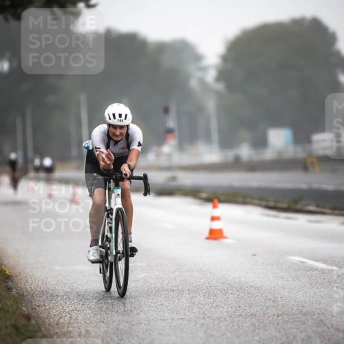 16.08.2026 - KN Förde Triathlon 2026 H.Heesch http://msf.ph/oto/9970821 16.08.2026 09:55:58 Radfahren 131, 216, 226 meine-sportfotos.de