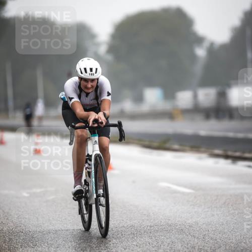 16.08.2026 - KN Förde Triathlon 2026 H.Heesch http://msf.ph/oto/9970831 16.08.2026 09:55:59 Radfahren 131, 216 meine-sportfotos.de