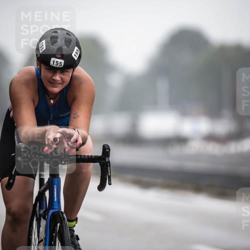 16.08.2026 - KN Förde Triathlon 2026 H.Heesch http://msf.ph/oto/9970869 16.08.2026 09:56:06 Radfahren 202, 229 meine-sportfotos.de