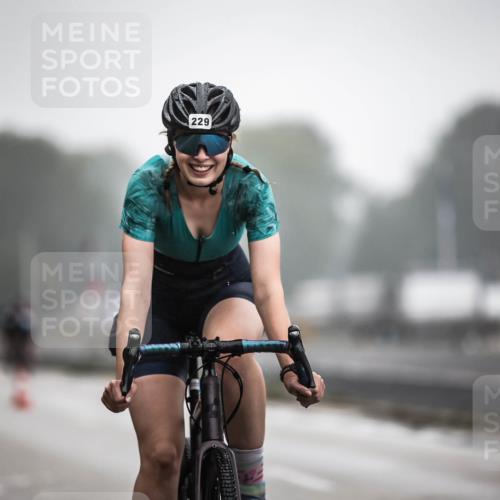 16.08.2026 - KN Förde Triathlon 2026 H.Heesch http://msf.ph/oto/9970896 16.08.2026 09:56:11 Radfahren 195, 197, 202, 229, 254, 805 meine-sportfotos.de