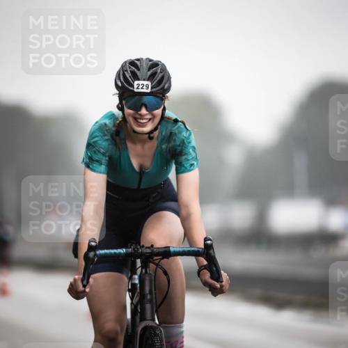 16.08.2026 - KN Förde Triathlon 2026 H.Heesch http://msf.ph/oto/9970897 16.08.2026 09:56:11 Radfahren 195, 197, 202, 229, 254, 805 meine-sportfotos.de
