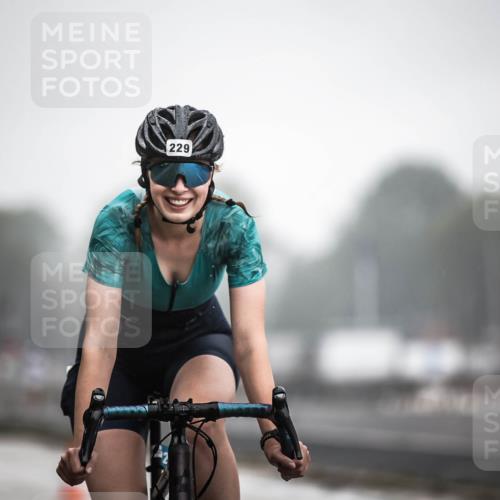 16.08.2026 - KN Förde Triathlon 2026 H.Heesch http://msf.ph/oto/9970899 16.08.2026 09:56:11 Radfahren 195, 197, 202, 229, 254, 805 meine-sportfotos.de