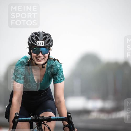 16.08.2026 - KN Förde Triathlon 2026 H.Heesch http://msf.ph/oto/9970901 16.08.2026 09:56:11 Radfahren 195, 197, 202, 229, 254, 805 meine-sportfotos.de