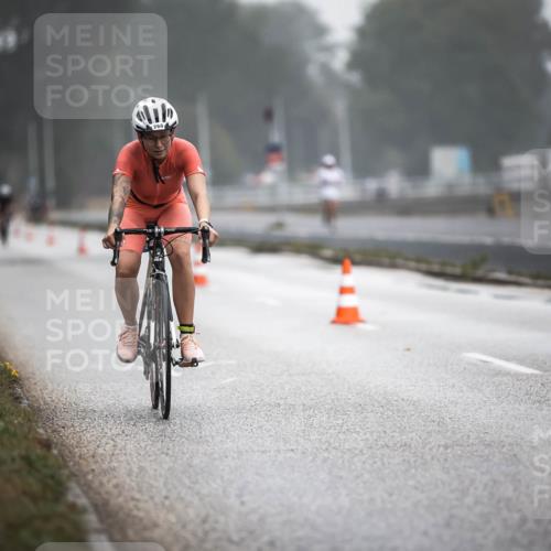 16.08.2026 - KN Förde Triathlon 2026 H.Heesch http://msf.ph/oto/9970915 16.08.2026 09:56:14 Radfahren 195, 197, 229, 254, 260, 805 meine-sportfotos.de