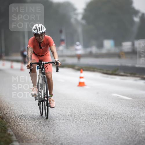 16.08.2026 - KN Förde Triathlon 2026 H.Heesch http://msf.ph/oto/9970922 16.08.2026 09:56:14 Radfahren 195, 197, 229, 254, 260, 805 meine-sportfotos.de