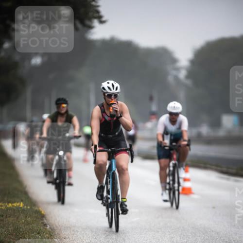 16.08.2026 - KN Förde Triathlon 2026 H.Heesch http://msf.ph/oto/9970960 16.08.2026 09:56:26 Radfahren 108, 172, 225, 261 meine-sportfotos.de