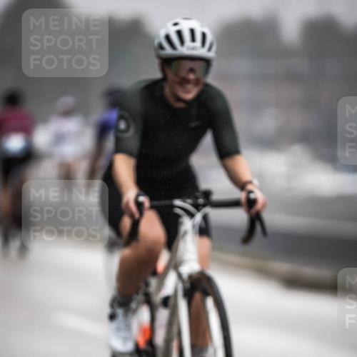 16.08.2026 - KN Förde Triathlon 2026 H.Heesch http://msf.ph/oto/9971006 16.08.2026 09:56:31 Radfahren 108, 137, 172 meine-sportfotos.de