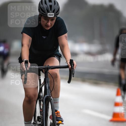 16.08.2026 - KN Förde Triathlon 2026 H.Heesch http://msf.ph/oto/9971019 16.08.2026 09:56:33 Radfahren 108, 137 meine-sportfotos.de