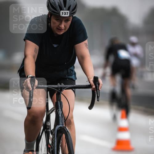 16.08.2026 - KN Förde Triathlon 2026 H.Heesch http://msf.ph/oto/9971022 16.08.2026 09:56:34 Radfahren 108, 137 meine-sportfotos.de
