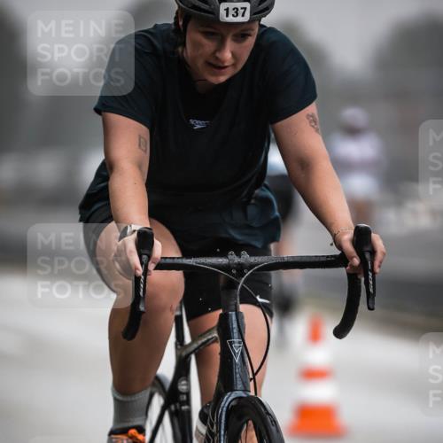 16.08.2026 - KN Förde Triathlon 2026 H.Heesch http://msf.ph/oto/9971025 16.08.2026 09:56:34 Radfahren 108, 137 meine-sportfotos.de