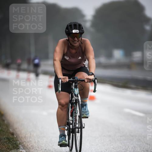 16.08.2026 - KN Förde Triathlon 2026 H.Heesch http://msf.ph/oto/9971030 16.08.2026 09:56:37 Radfahren 137, 175 meine-sportfotos.de