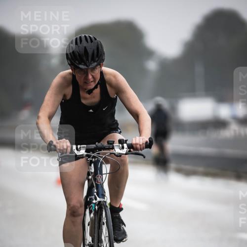 16.08.2026 - KN Förde Triathlon 2026 H.Heesch http://msf.ph/oto/9971075 16.08.2026 09:57:01 Radfahren 145, 213, 215 meine-sportfotos.de