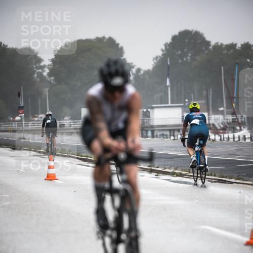 16.08.2026 - KN Förde Triathlon 2026 H.Heesch http://msf.ph/oto/9971086 16.08.2026 09:57:20 Radfahren 124, 182 meine-sportfotos.de