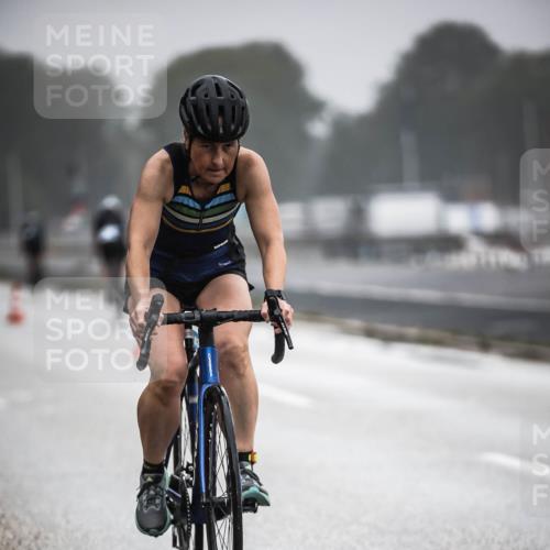 16.08.2026 - KN Förde Triathlon 2026 H.Heesch http://msf.ph/oto/9971097 16.08.2026 09:57:22 Radfahren 124, 182 meine-sportfotos.de