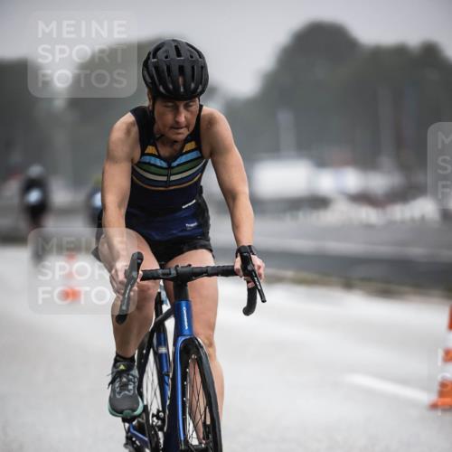 16.08.2026 - KN Förde Triathlon 2026 H.Heesch http://msf.ph/oto/9971101 16.08.2026 09:57:23 Radfahren 124, 182 meine-sportfotos.de