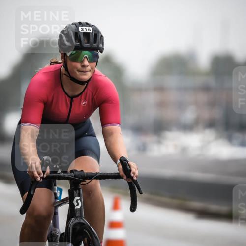 16.08.2026 - KN Förde Triathlon 2026 H.Heesch http://msf.ph/oto/9971214 16.08.2026 09:58:49 Radfahren 216, 265 meine-sportfotos.de