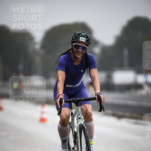16.08.2026 - KN Förde Triathlon 2026 H.Heesch http://msf.ph/oto/9971233 16.08.2026 09:58:56 Radfahren 138, 156, 174, 254, 265 meine-sportfotos.de