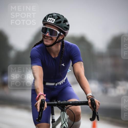 16.08.2026 - KN Förde Triathlon 2026 H.Heesch http://msf.ph/oto/9971243 16.08.2026 09:58:56 Radfahren 138, 156, 174, 254, 265 meine-sportfotos.de