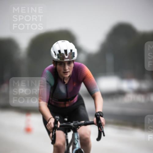 16.08.2026 - KN Förde Triathlon 2026 H.Heesch http://msf.ph/oto/9971258 16.08.2026 09:58:58 Radfahren 138, 156, 174, 254 meine-sportfotos.de