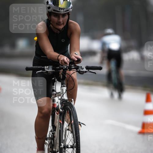 16.08.2026 - KN Förde Triathlon 2026 H.Heesch http://msf.ph/oto/9971300 16.08.2026 09:59:17 Radfahren 202 meine-sportfotos.de