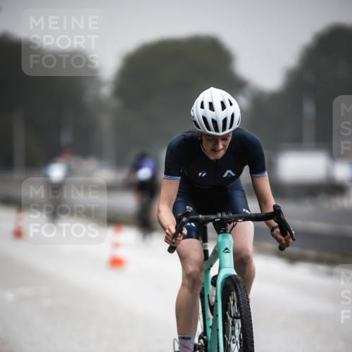 16.08.2026 - KN Förde Triathlon 2026 H.Heesch http://msf.ph/oto/9971304 16.08.2026 09:59:22 Radfahren 201, 268 meine-sportfotos.de