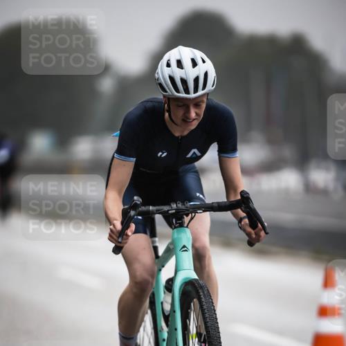 16.08.2026 - KN Förde Triathlon 2026 H.Heesch http://msf.ph/oto/9971309 16.08.2026 09:59:22 Radfahren 201, 268 meine-sportfotos.de